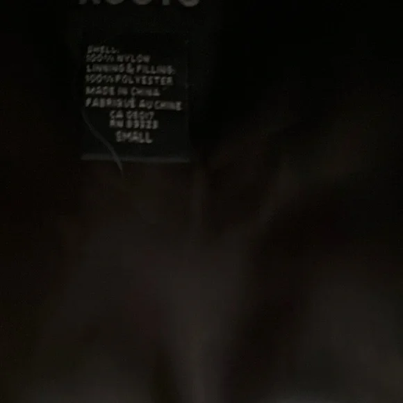 Roots Black Quilted Dog Vest with Water-Resistant Fabric - Picture 2 of 3